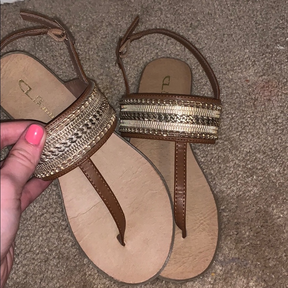Gold/brown sandals